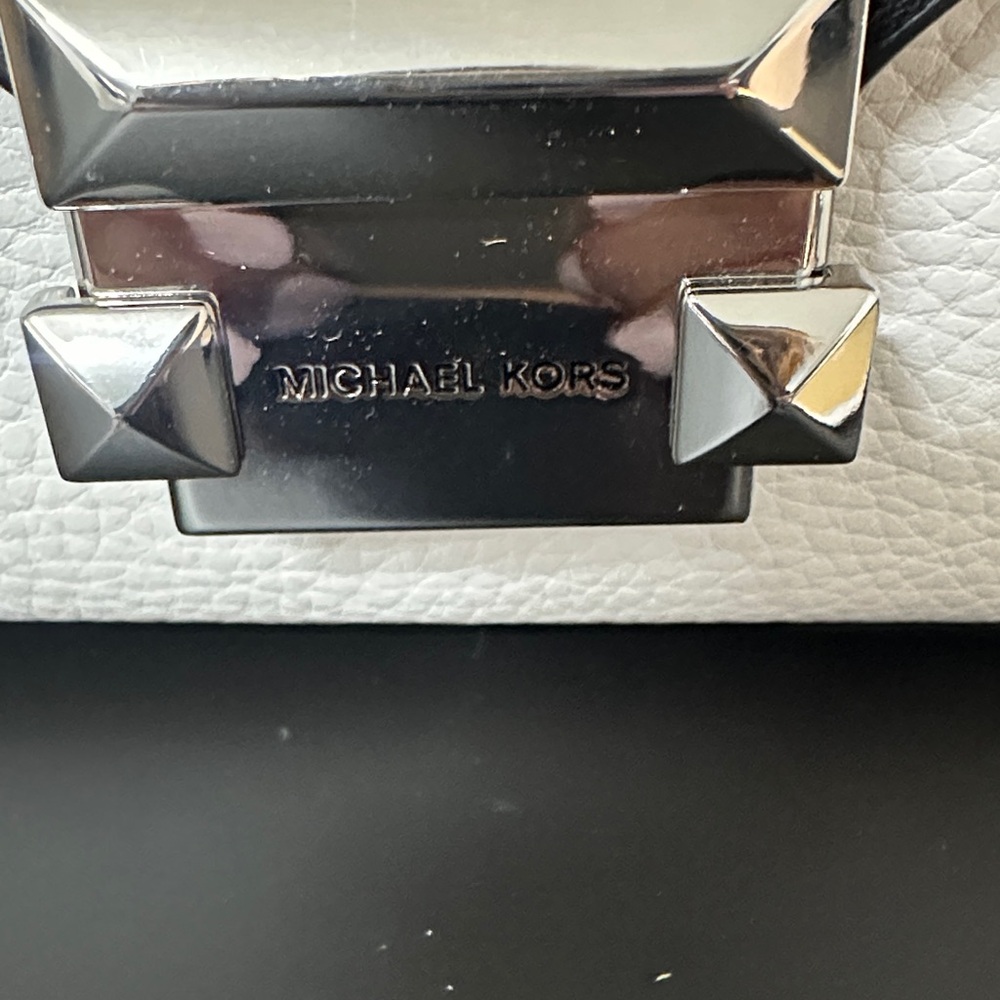 Michael Kors Whitney NWT Black and White Crossbody Bag w Silver Studs Hardware - Picture 9 of 12